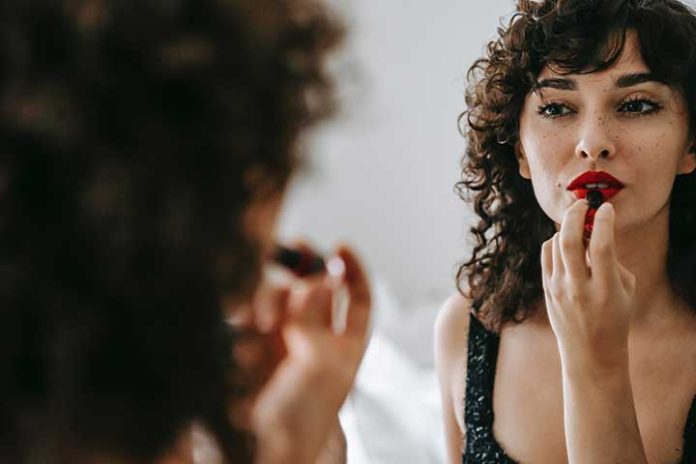 How To Choose Your Tinted Lipstick